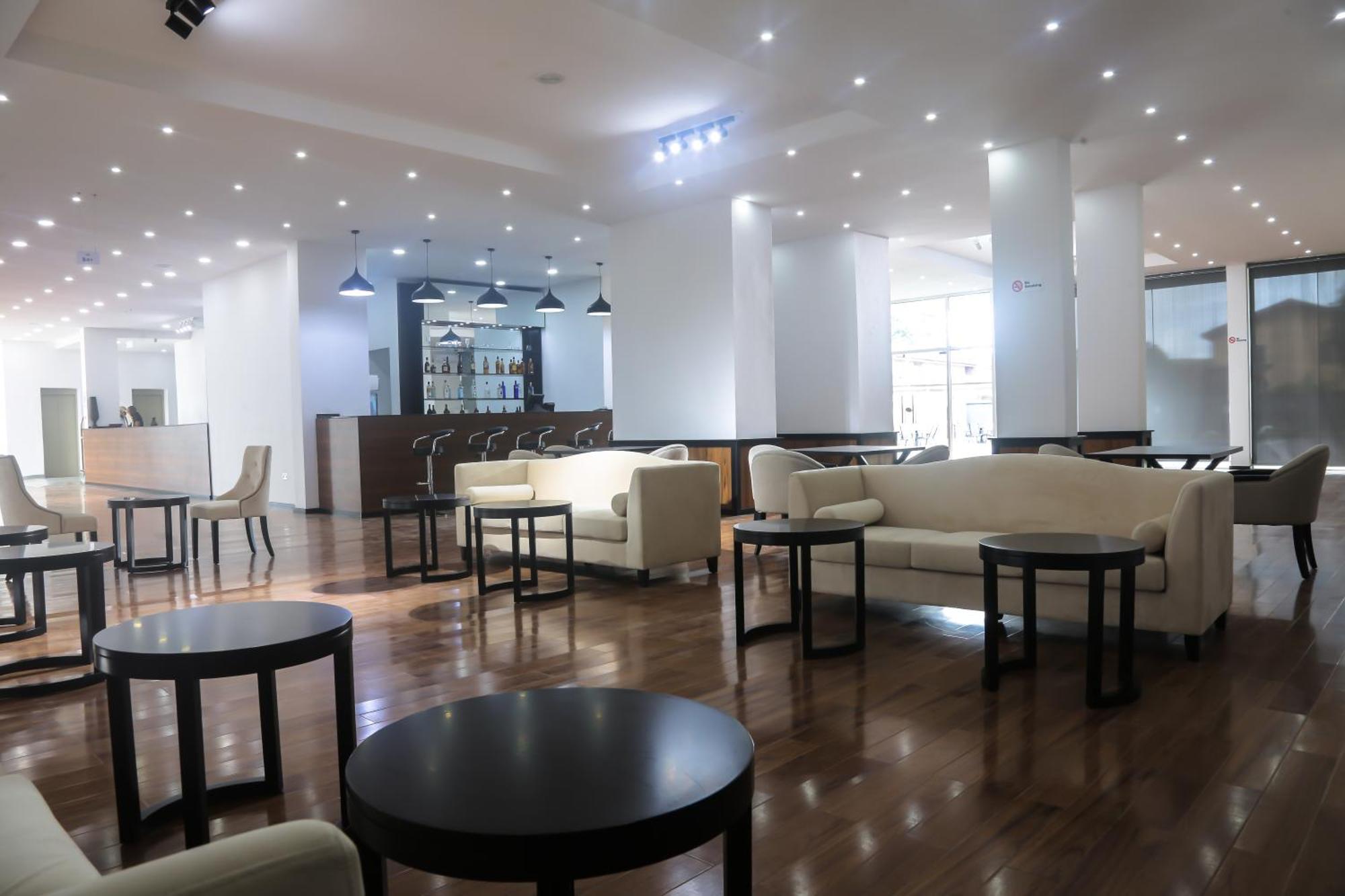 Bon Hotel Ikeja Residence ภายนอก รูปภาพ