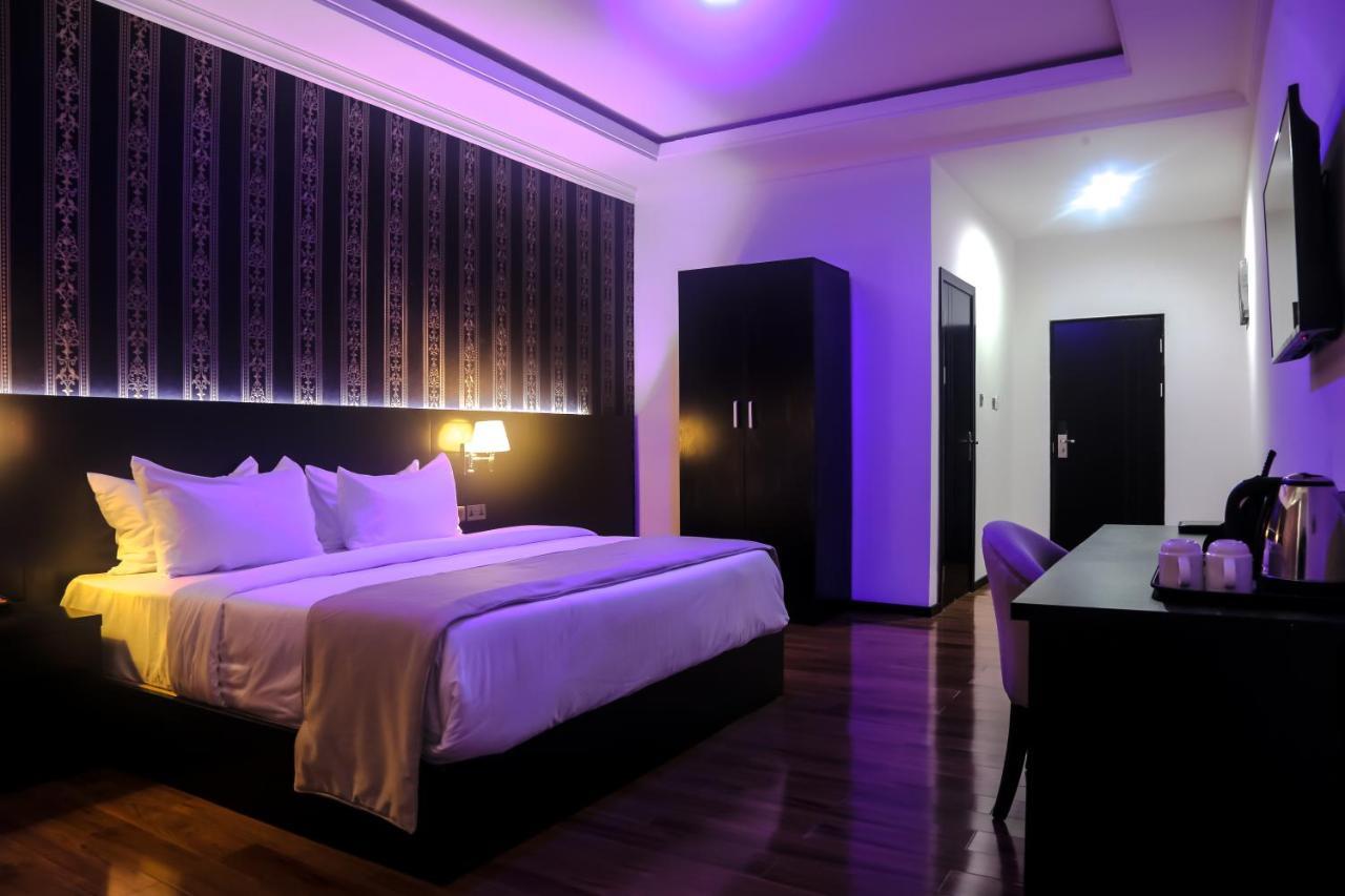 Bon Hotel Ikeja Residence ภายนอก รูปภาพ