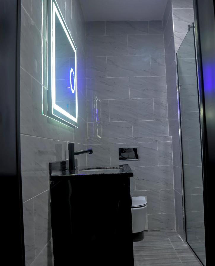Bon Hotel Ikeja Residence ภายนอก รูปภาพ