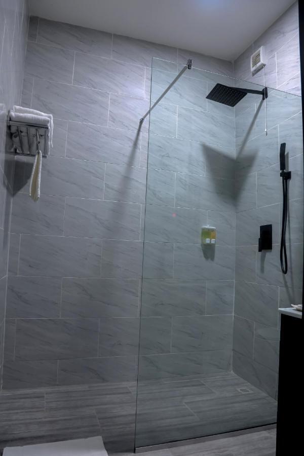 Bon Hotel Ikeja Residence ภายนอก รูปภาพ